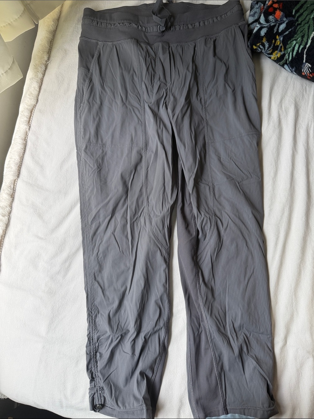 lululemon athletica Women's dance studio cropped pant